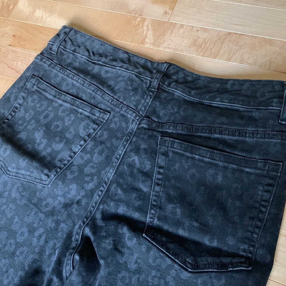 JOE FRESH high rise straight cut black cheetah print jeans